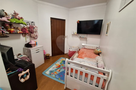 Sobrado à venda com 3 quartos, sendo 1 suíte, em Cupecê, São Paulo, SP