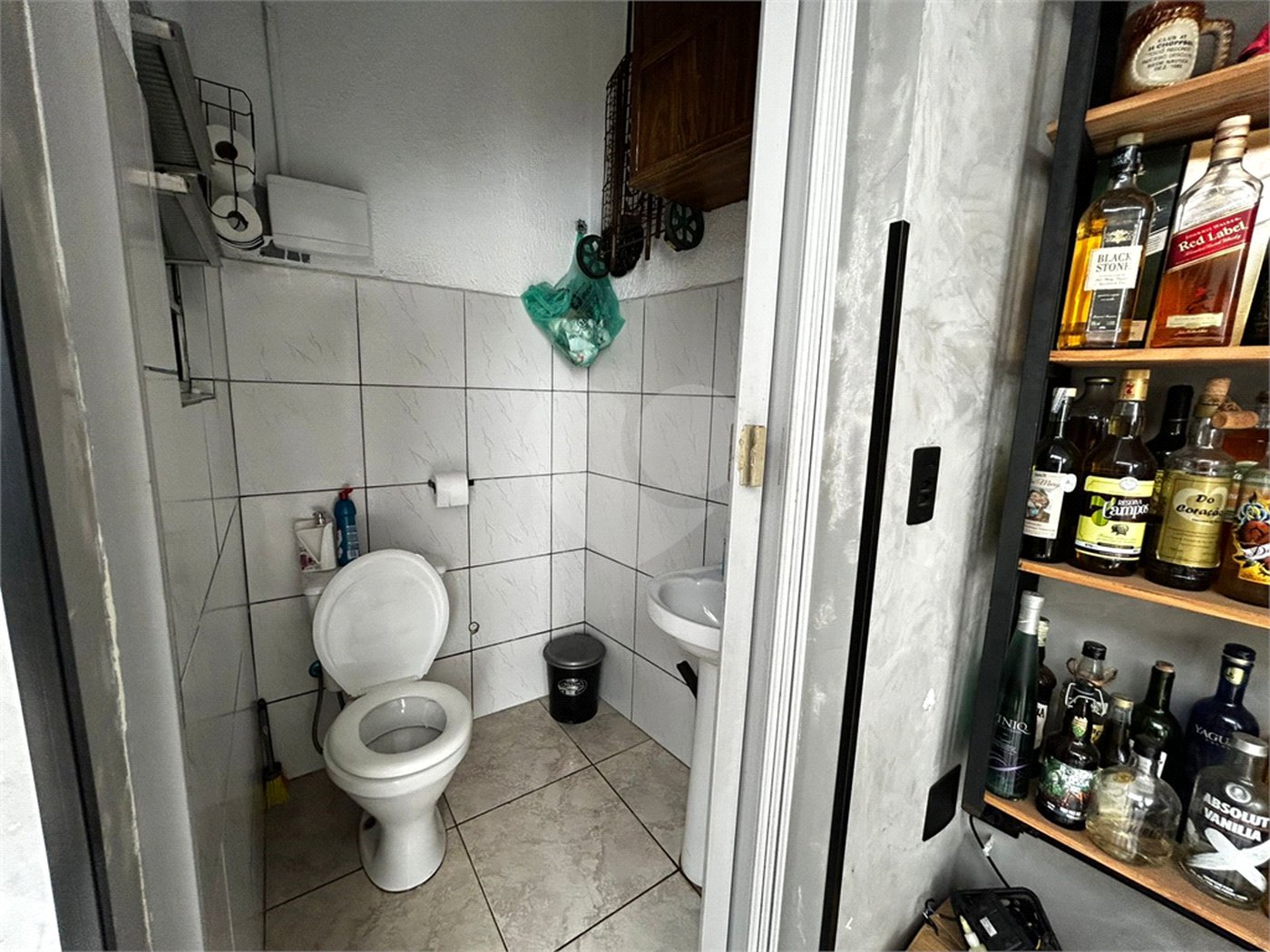 Casa à venda com 4 quartos, sendo 2 suítes, em Vila Buenos Aires, São Paulo, SP