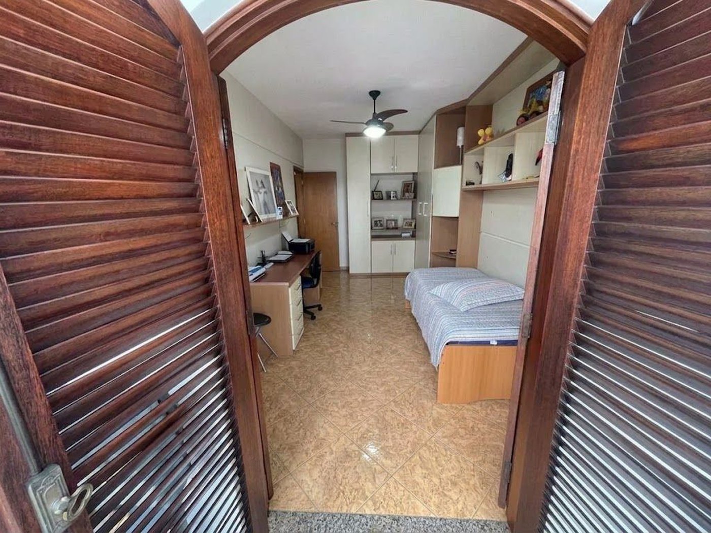 Apartamento com 3 dormitórios à venda, 131 m² por R$ 880.000,00 - Marapé - Santos/SP