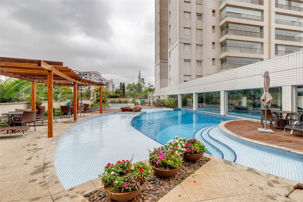 Apartamento à venda com 2 suítes em Jurubatuba, São Paulo, SP