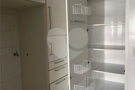 Apartamento à venda ou para alugar com 3 quartos, sendo 1 suíte,  em Vila Pompéia, São Paulo, SP