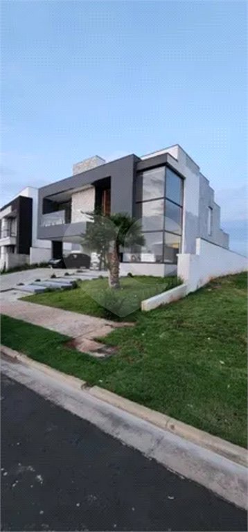 Casa à venda com 3 suítes no condomínio Alphaville Nova Esplanada 4, Votorantim - SP
