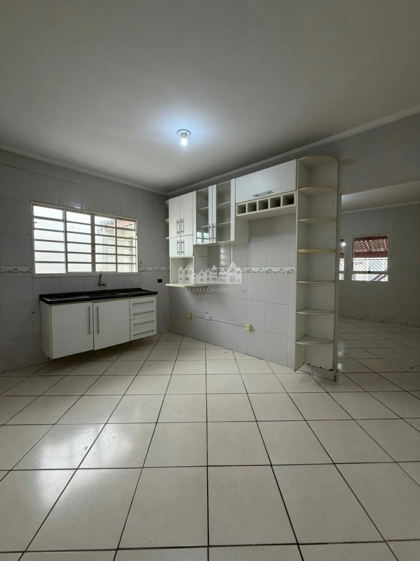 Casa para alugar com 2 quartos, sendo 1 suíte, em Ponte, Atibaia, SP