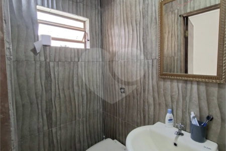 Casa à venda com 6 quartos, sendo 1 suíte,  em Vila Vitória, Mogi das Cruzes, SP