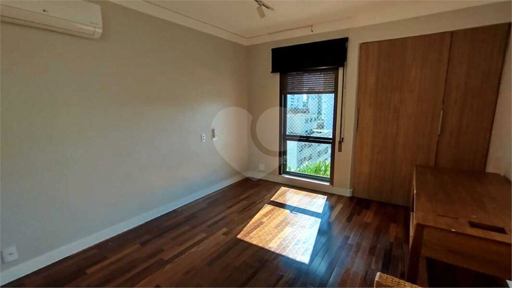 Duplex para alugar com 3 suítes em Real Parque, São Paulo, SP