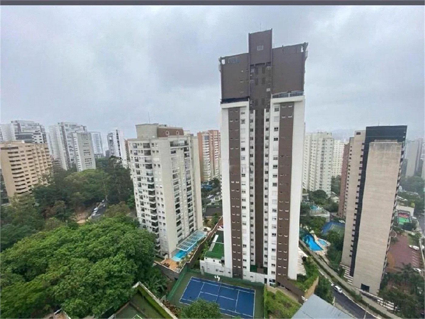 Apartamento à venda ou para alugar com 3 suítes em Vila Suzana, São Paulo, SP
