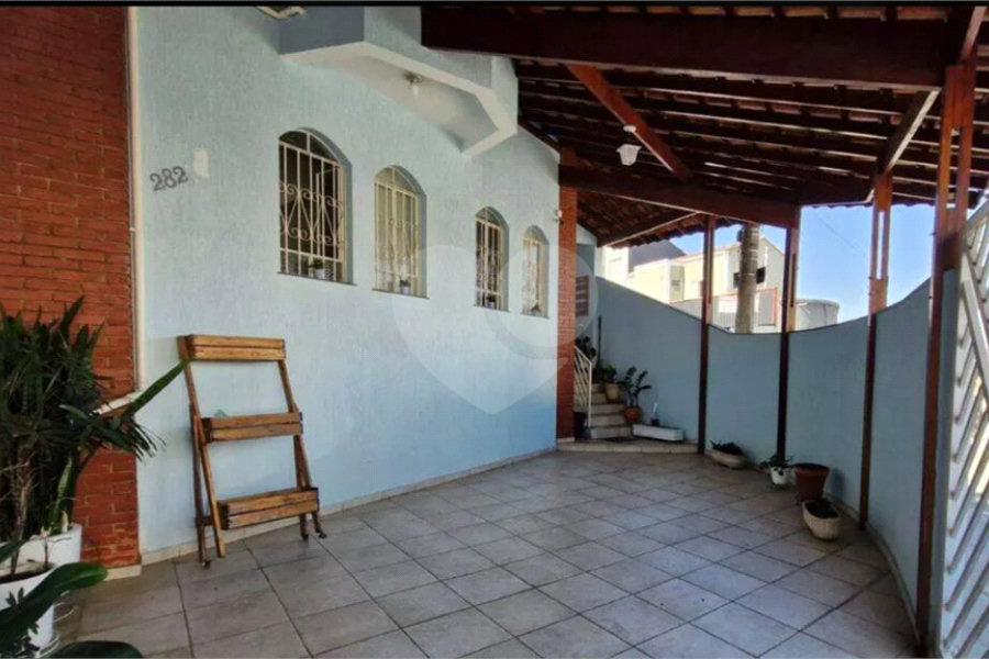 Casa à venda com 3 quartos, sendo 1 suíte, em Vila Rosalia, Guarulhos, SP