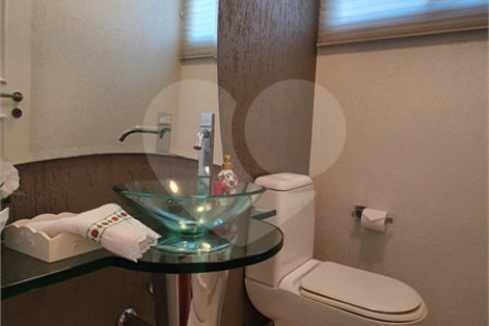 Apartamento à venda com 3 suítes em Água Fria, São Paulo, SP