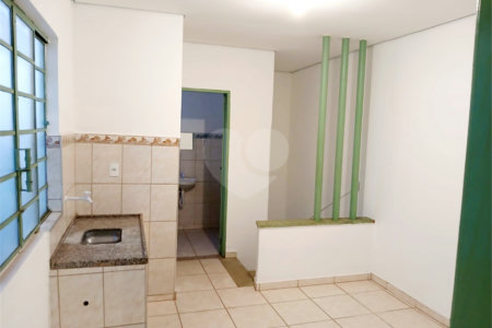Sobrado à venda com 4 quartos, sendo 1 suíte, no Centro, Ribeirão Preto, SP