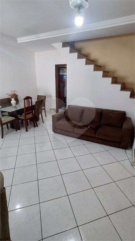 Casa à venda com 3 quartos, sendo 1 suíte, em Cosmos, Rio de Janeiro, RJ