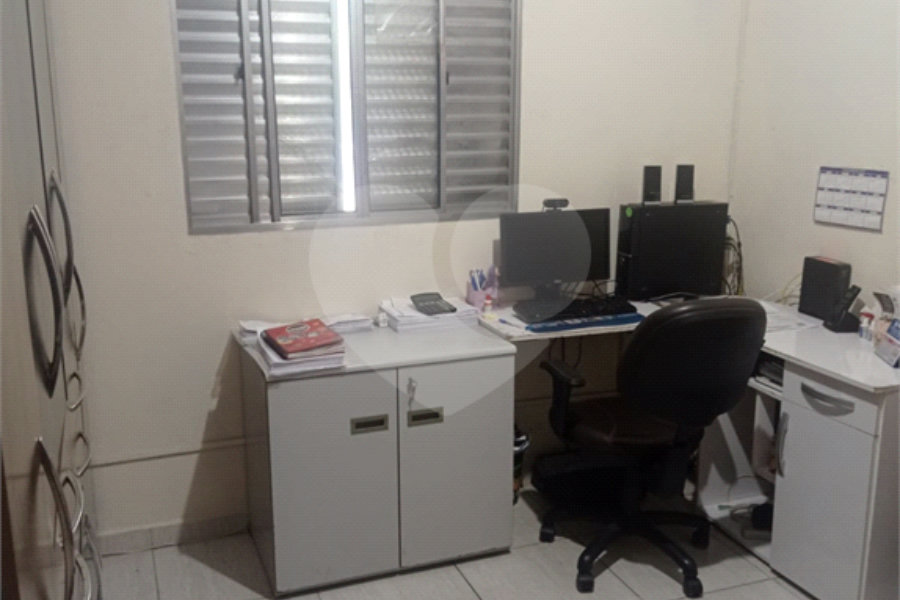 Casa à venda com 3 quartos, sendo 2 suítes, no condomínio Casa, São Paulo - SP