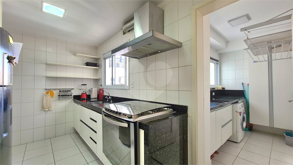 Apartamento à venda ou para alugar com 3 quartos, sendo 2 suítes, em Pinheiros, São Paulo, SP