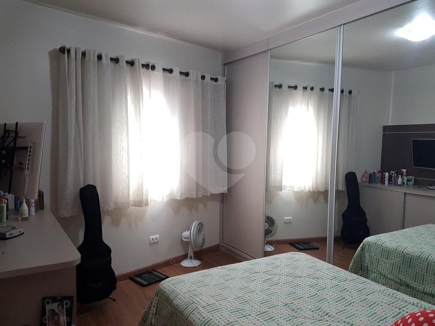 Sobrado à venda com 3 quartos, sendo 1 suíte, em Vila Gustavo, São Paulo, SP
