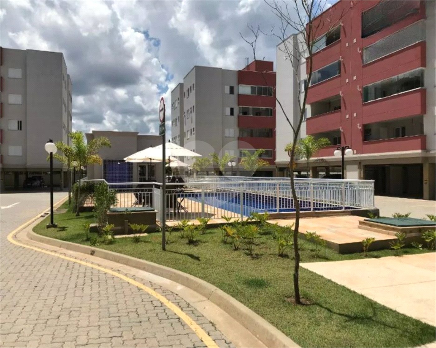 Apartamento à venda com 3 suítes em Pinheirinho, Vinhedo, SP