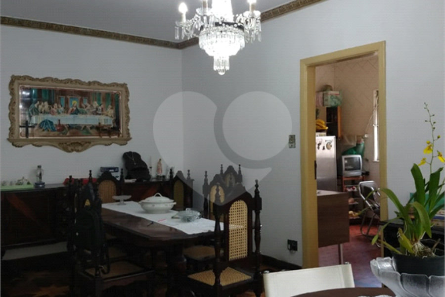 Sobrado à venda com 4 quartos em Sumaré, São Paulo, SP