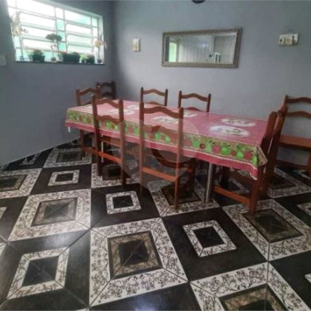 Sobrado à venda com 5 quartos, sendo 1 suíte, em Jardim Sabará, São Paulo, SP