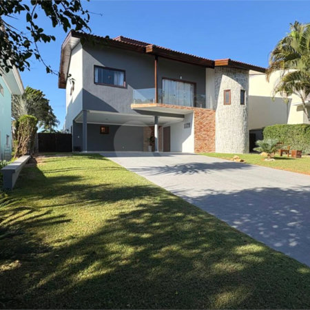 Casa à venda ou para alugar com 4 quartos, sendo 2 suítes,  no condomínio Vivendas do Lago, Sorocaba - SP