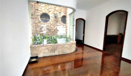 Sobrado à venda ou para alugar com 5 quartos, sendo 3 suítes,  em Jardim França, São Paulo, SP