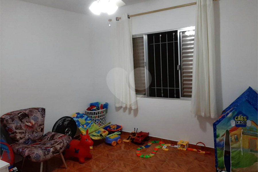 Sobrado à venda com 2 quartos em Tremembé, São Paulo, SP