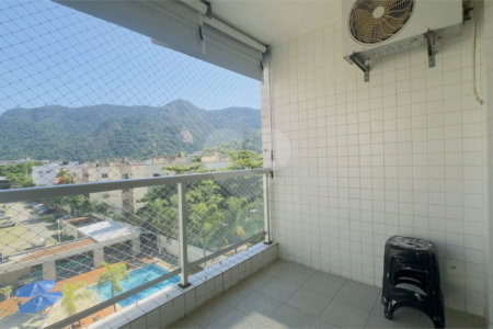 Apartamento à venda com 3 quartos, sendo 1 suíte,  em Jacarepaguá, Rio de Janeiro, RJ