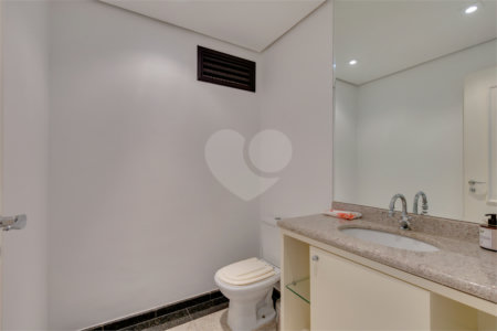 Apartamento à venda com 4 suítes em Alto da Boa Vista, São Paulo, SP