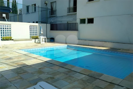 Apartamento à venda com 3 quartos em Caxingui, São Paulo, SP