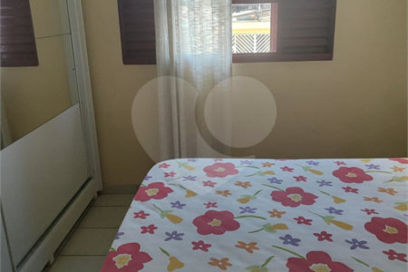 Casa à venda com 3 quartos em Jardim Cumbica, Guarulhos, SP