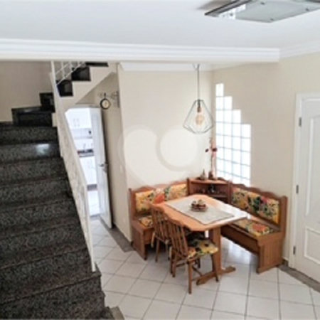 Casa à venda com 3 quartos, sendo 1 suíte, no condomínio Mariana, São Paulo - SP