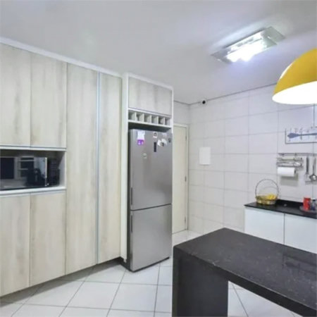 Sobrado à venda com 3 quartos, sendo 1 suíte,  em Vila Morse, São Paulo, SP