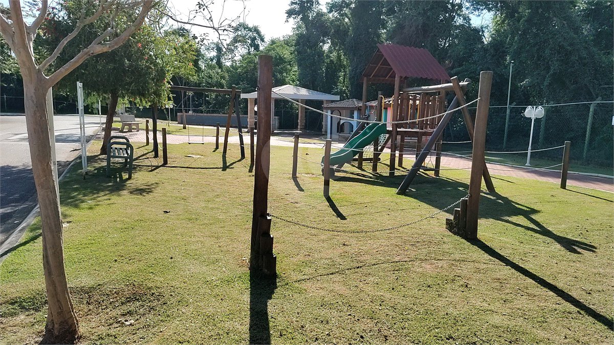 Casa à venda com 3 suítes no condomínio Campos do Conde I e II, Sorocaba - SP
