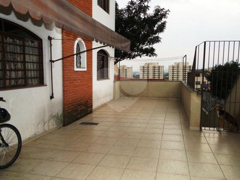Sobrado à venda com 8 quartos, sendo 2 suítes,  em Santana, São Paulo, SP