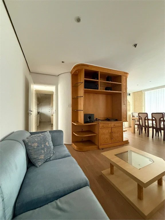 Triplex à venda ou para alugar com 3 suítes em Vila Suzana, São Paulo, SP