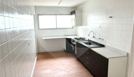 Apartamento à venda com 3 quartos, sendo 1 suíte,  em Vila Ivone, São Paulo, SP