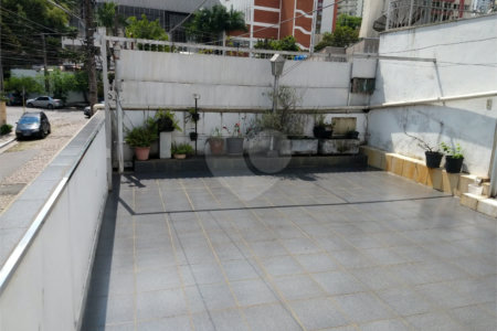 Casa Térrea à venda com 3 quartos em Parque Residencial Julia, São Paulo, SP