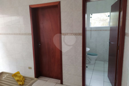 Sobrado à venda com 4 quartos, sendo 2 suítes, em Jardim Prudência, São Paulo, SP