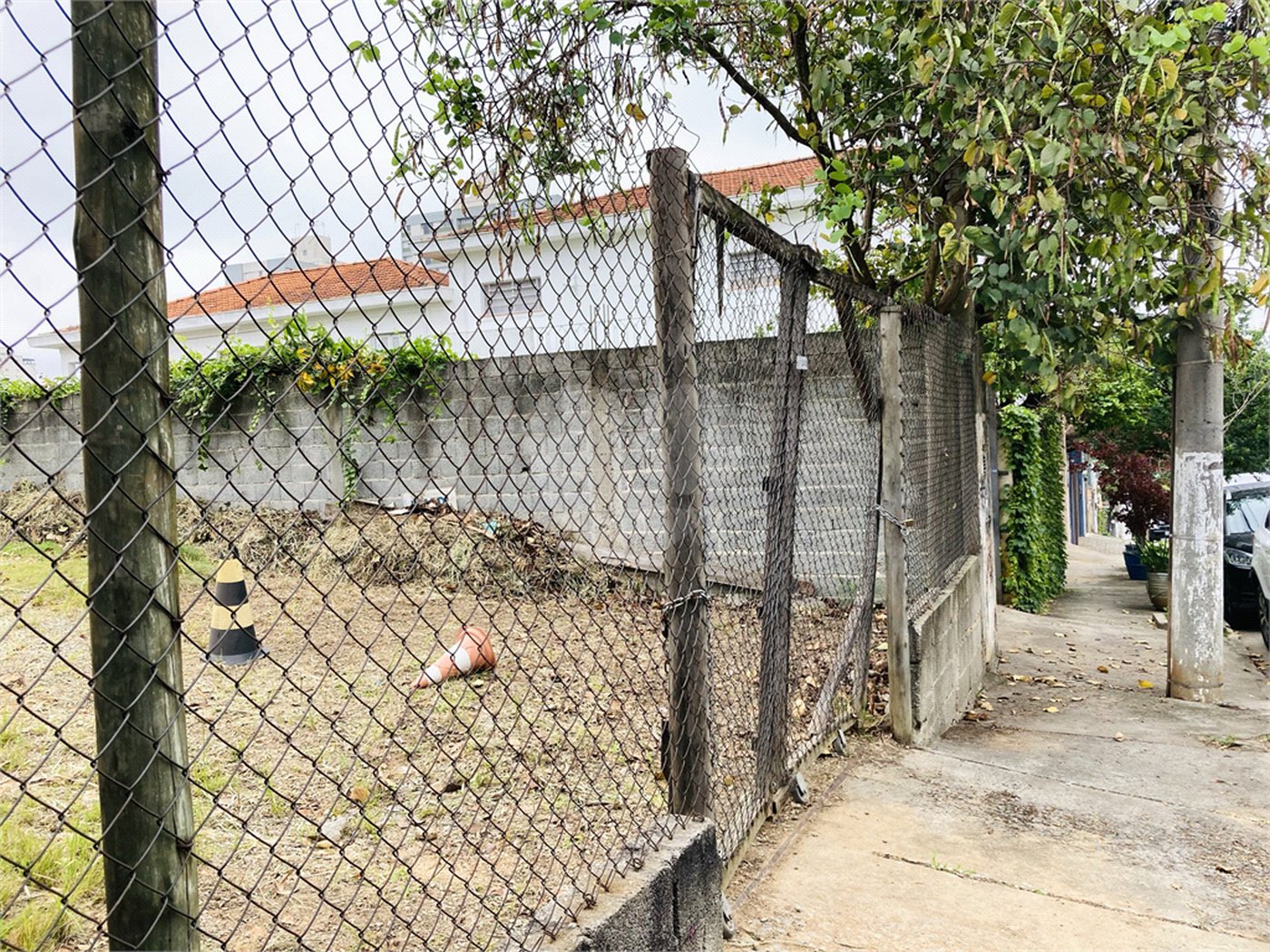 Terreno à venda em Jardim Esmeralda, São Paulo, SP