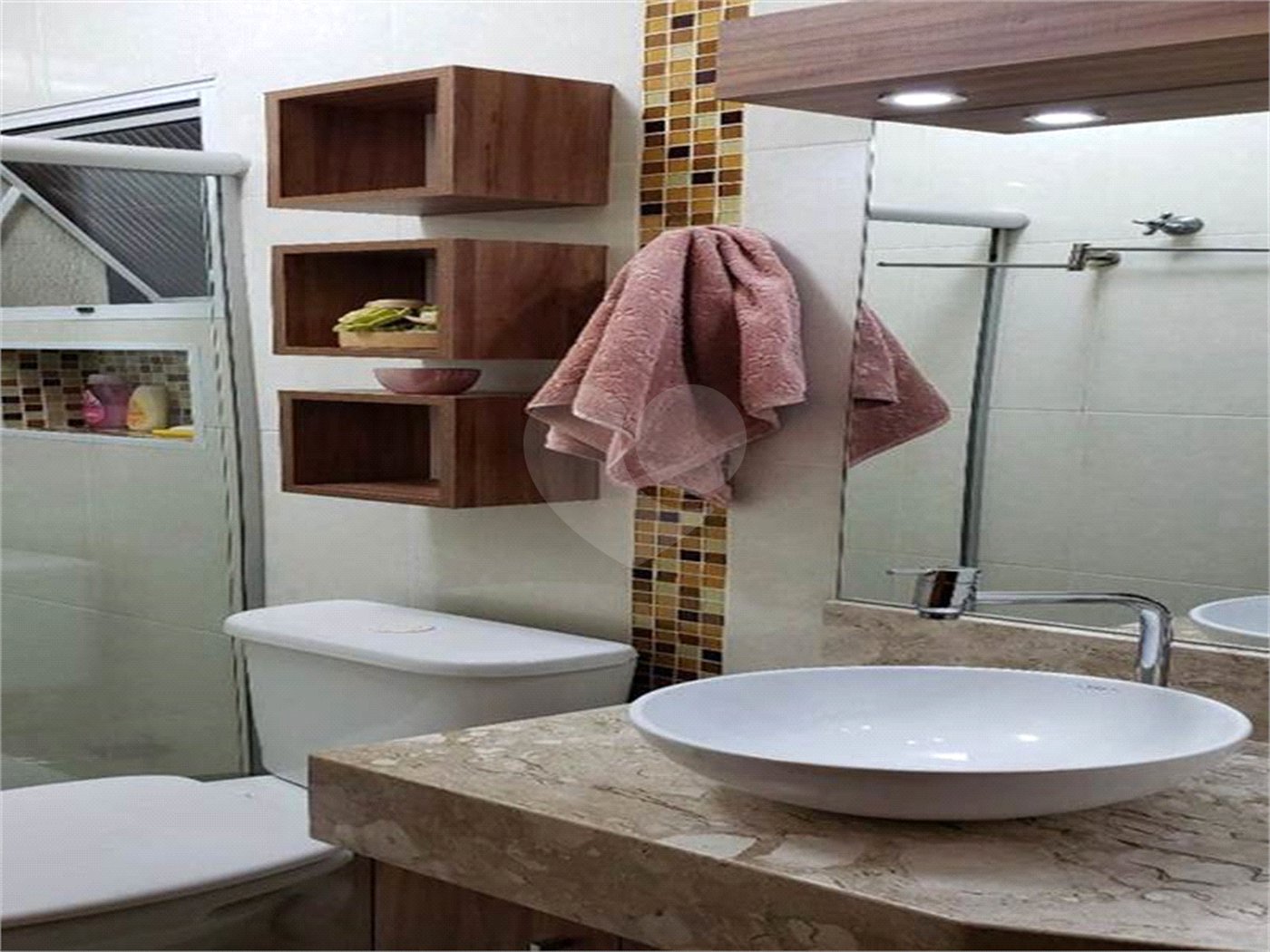 Sobrado à venda com 2 suítes em Vila Bonilha, São Paulo, SP