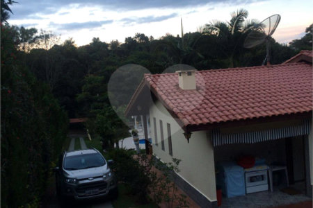 Casa Térrea à venda com 3 quartos, sendo 1 suíte,  em Alpes D'ouro, Bom Jesus dos Perdões, SP