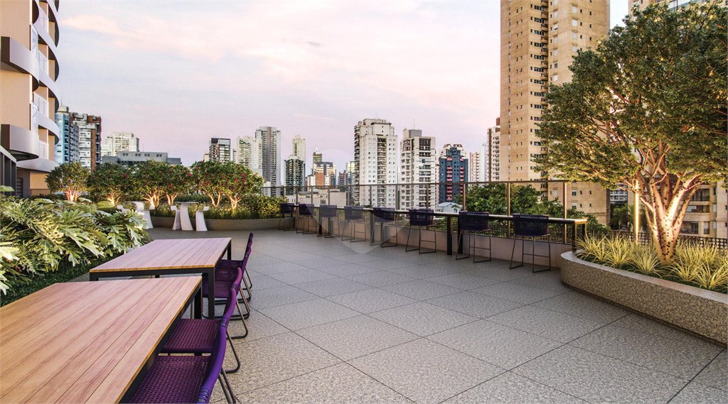 Apartamento à venda com 2 suítes em Santo Amaro, São Paulo, SP