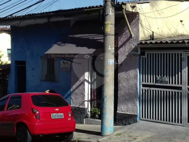 Casa à venda com 2 quartos em Vila Maria Alta, São Paulo, SP
