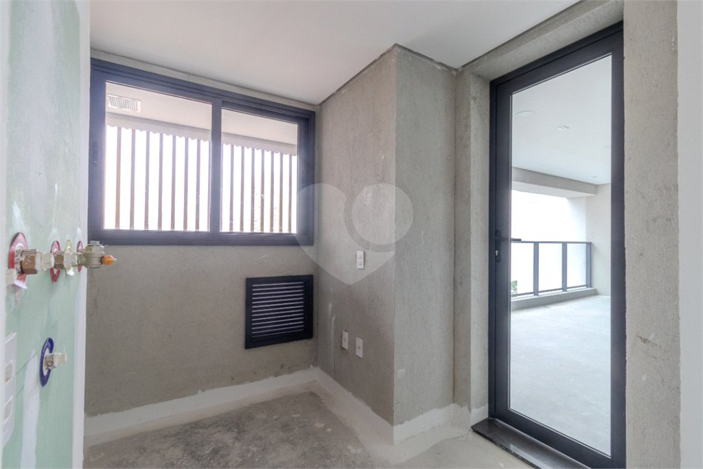 Apartamento à venda com 3 suítes em Brooklin, São Paulo, SP
