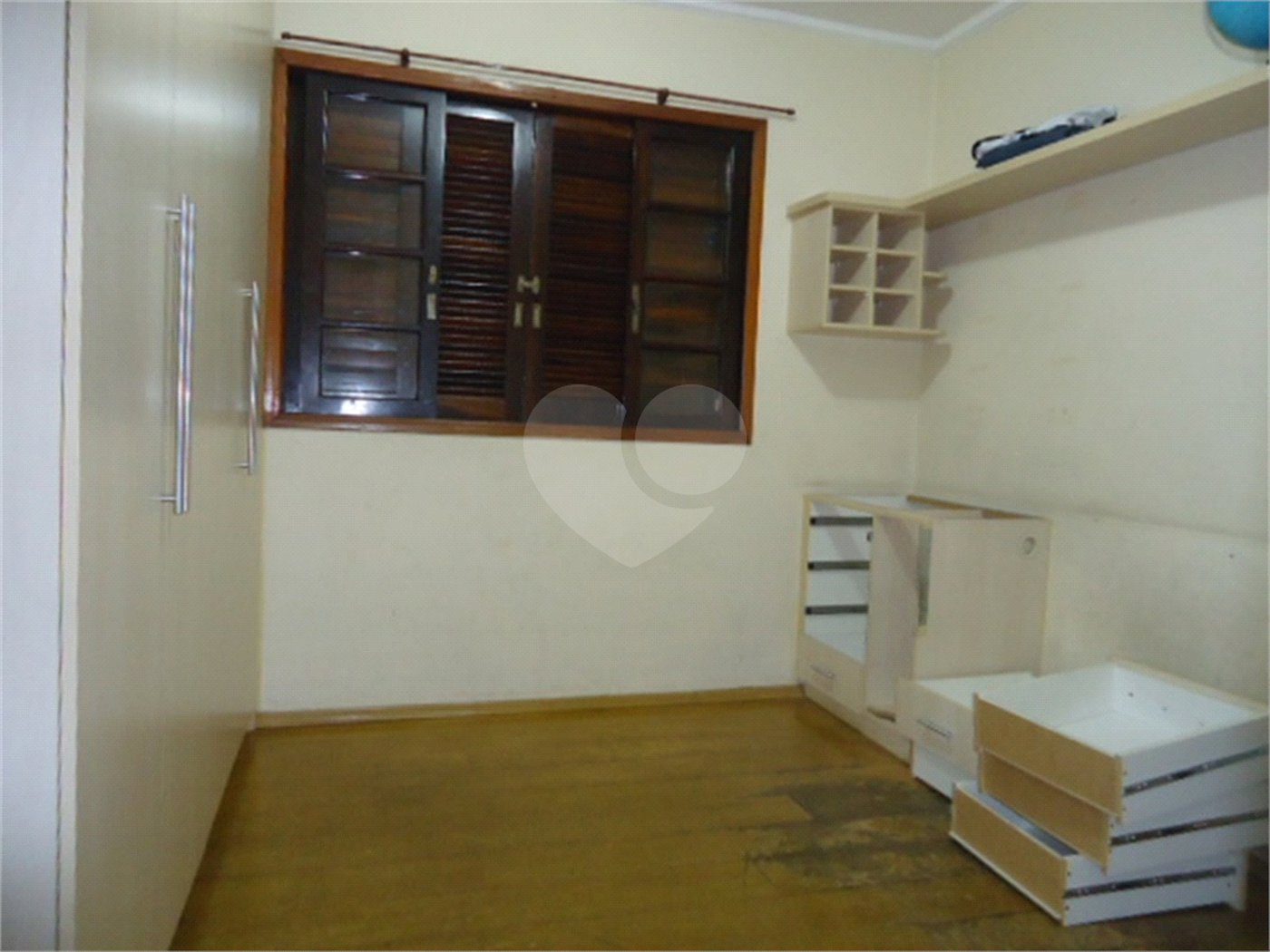 Sobrado à venda com 3 quartos em Jardim Peri, São Paulo, SP