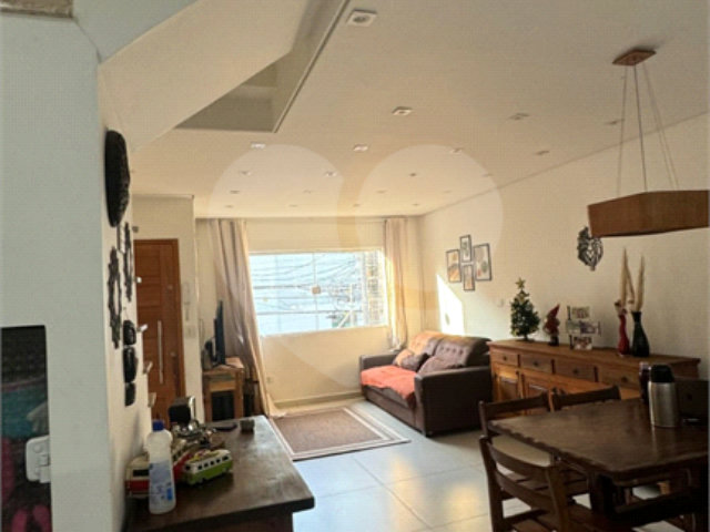 Sobrado à venda com 3 quartos, sendo 1 suíte,  em Tucuruvi, São Paulo, SP