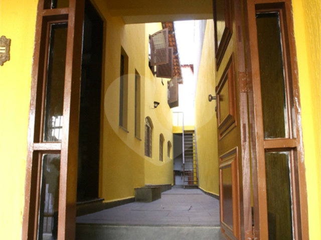 Sobrado à venda ou para alugar com 3 quartos, sendo 1 suíte,  em Jardim Bom Clima, Guarulhos, SP