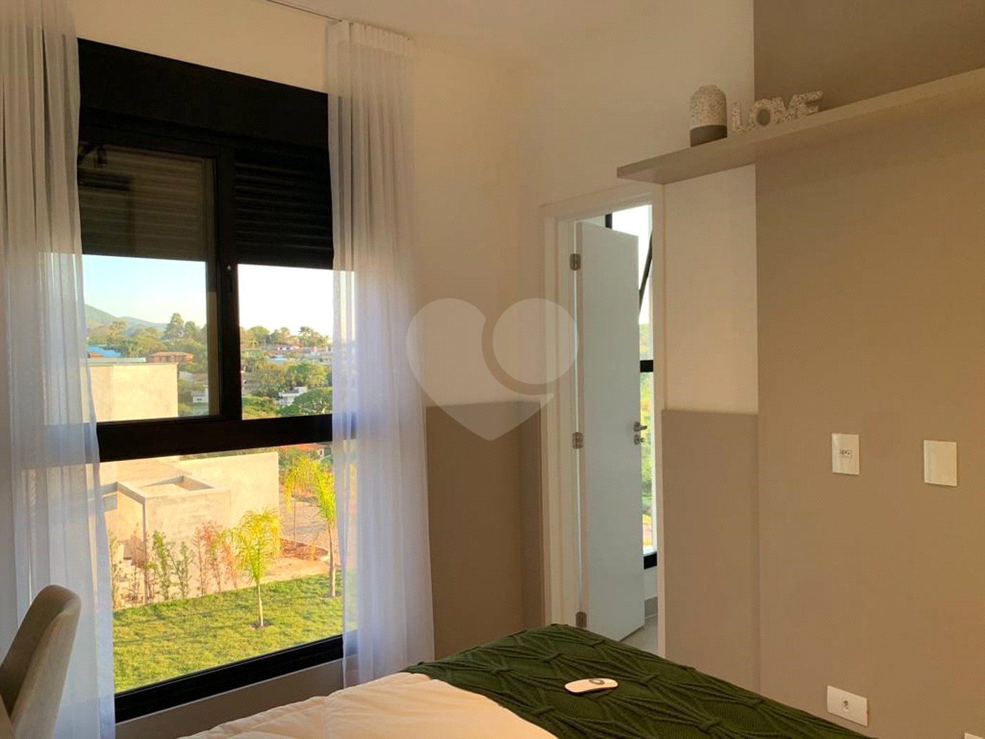 Casa à venda com 4 suítes no condomínio La Reserva Ii, Atibaia - SP