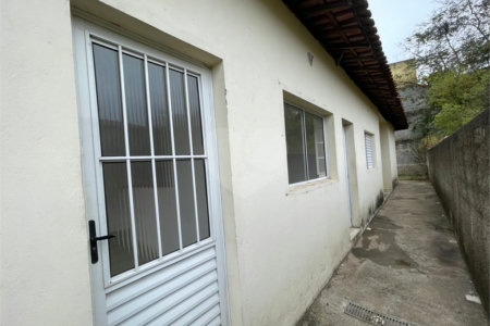 Sobrado à venda com 2 quartos, sendo 1 suíte, em Loteamento Jardim do Sol (mailasqui), São Roque, SP