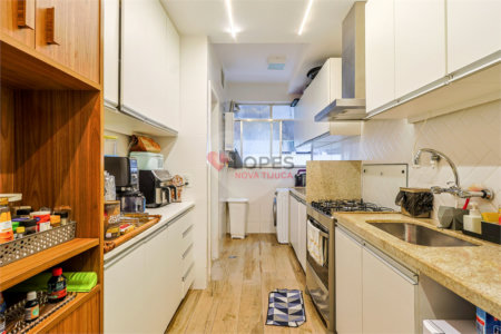 Apartamento à venda com 3 quartos, sendo 1 suíte,  em Lagoa, Rio de Janeiro, RJ