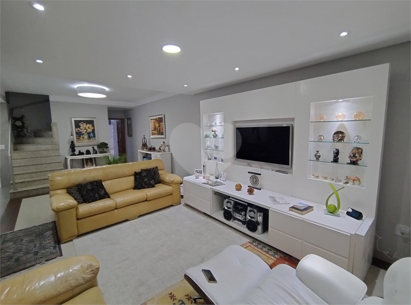 Casa à venda com 3 quartos, sendo 1 suíte,  em Santana, São Paulo, SP