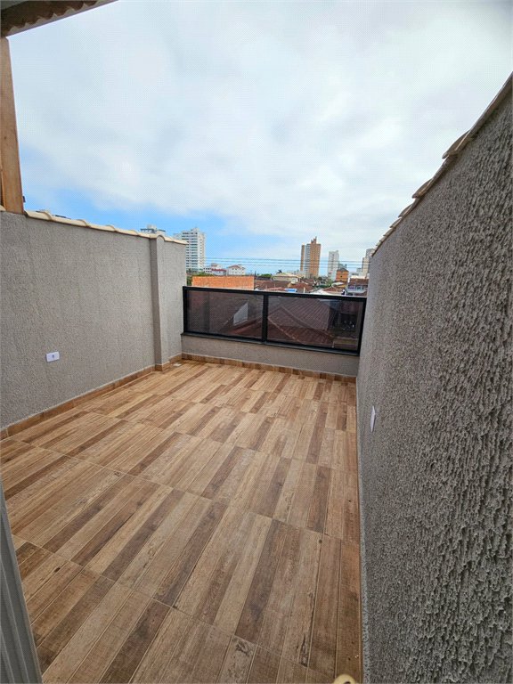 Sobrado à venda com 2 quartos em Maracanã, Praia Grande, SP