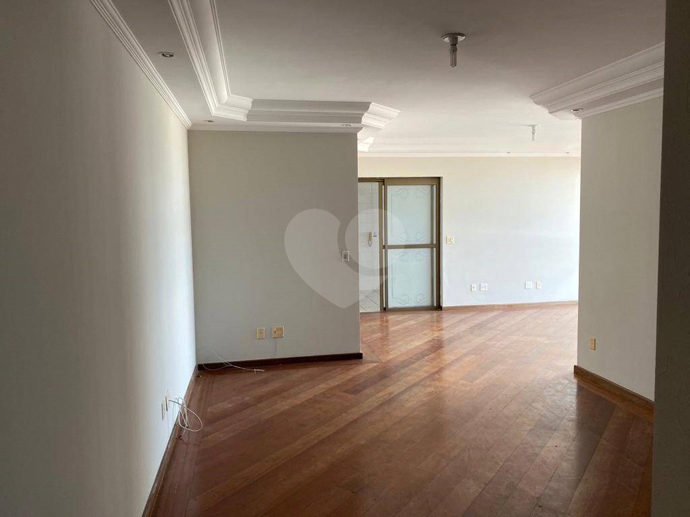 Apartamento à venda com 3 quartos, sendo 1 suíte, em Vila Costa, Suzano, SP